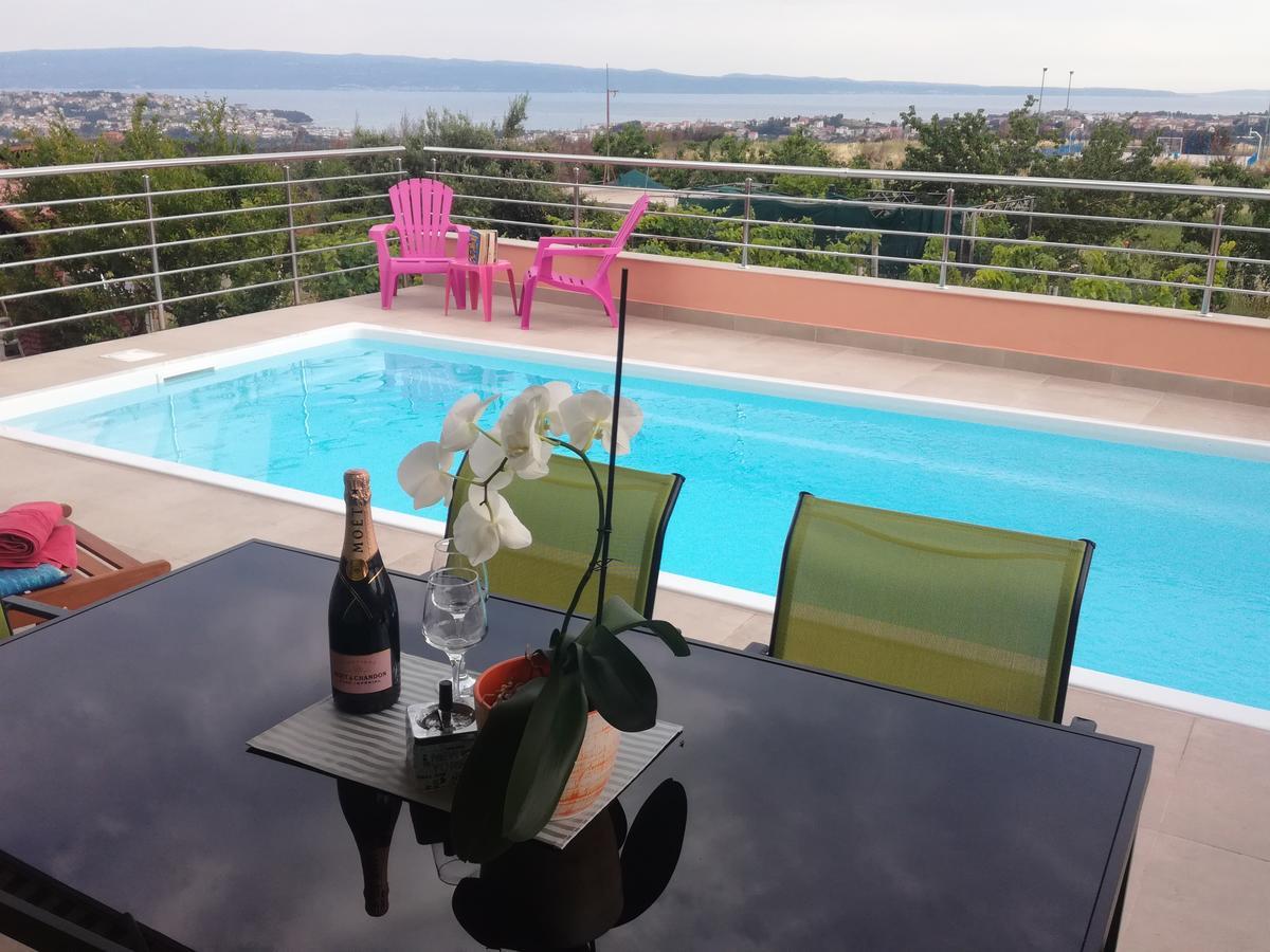 Apartment M&M With Private Pool Kučine Εξωτερικό φωτογραφία