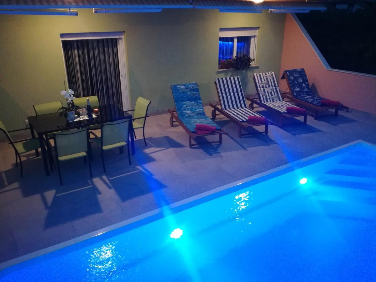 Apartment M&M With Private Pool Kučine Εξωτερικό φωτογραφία